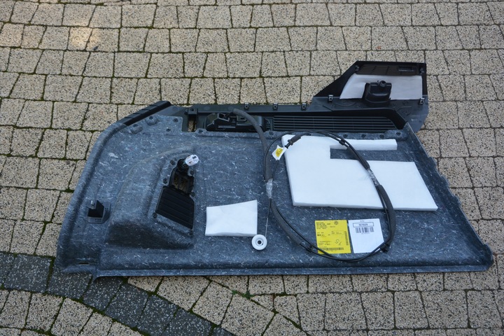 фото №8, Боковина багажника vw touareg 3 iii 760867037 038