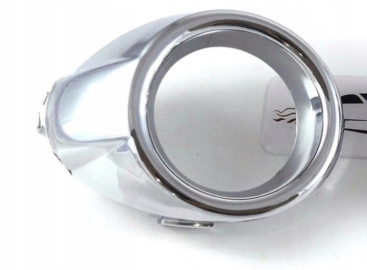 фото №1, Рамка лампы галоген правая ford fiesta 08-13 хром