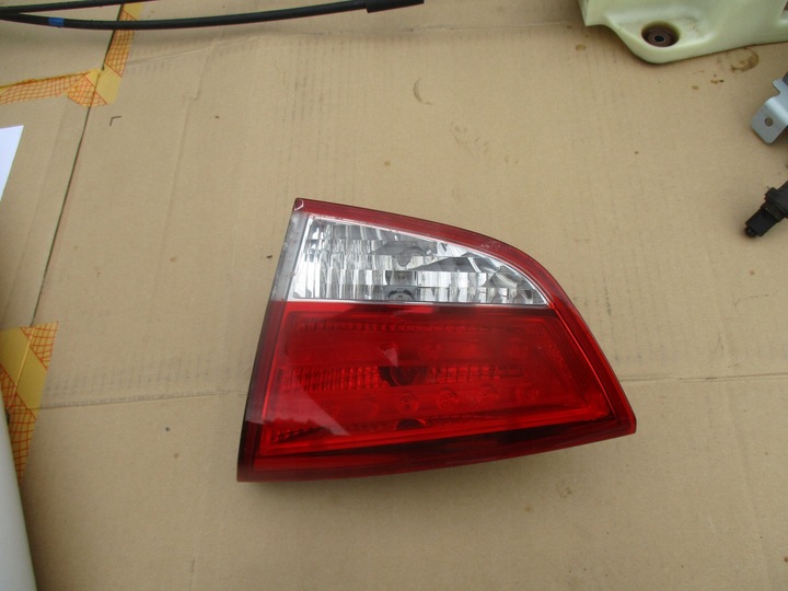 фото №1, Hyundai ix35 10-13 зад задня права лампа w кришка багажника