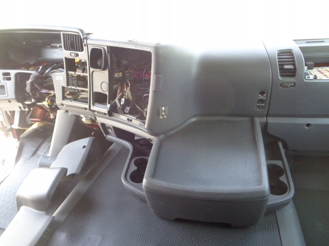 фото №7, Scania r xpi евро 5 панель консоль капот