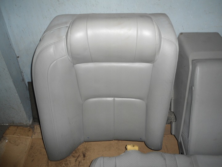 фото №4, Сиденья диван infiniti g35 sedan 05 3.5 v6