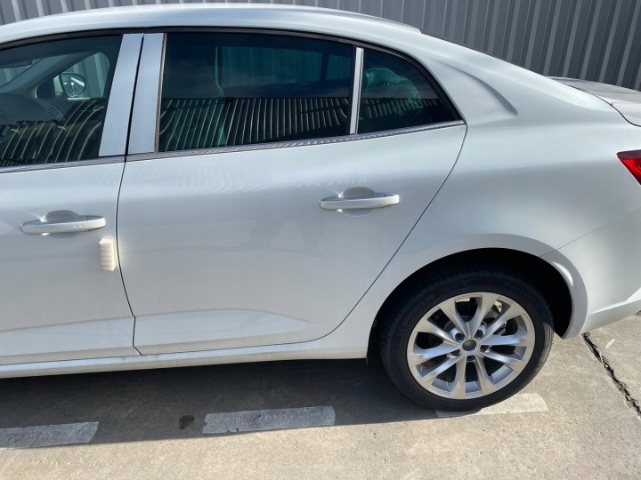 фото №8, Правая шторка 985p01012r renault megane iv sedan
