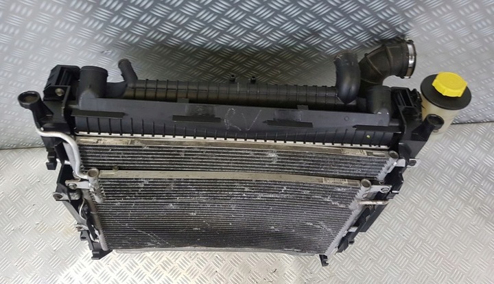 фото №6, Range rover vogue l322 3.6 td v8 радиатор корпус