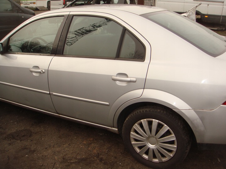 фото №5, Двері ford mondeo mk3 універсал хетчбек сріблястий 60