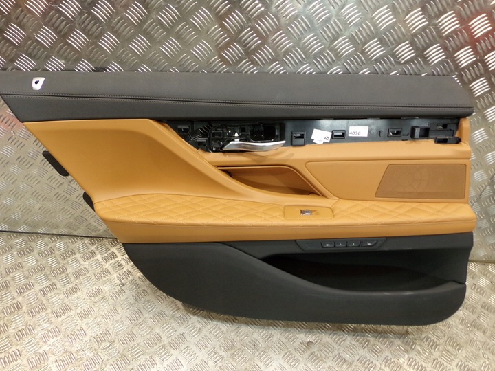 фото №9, Bmw g11 g12 оббивка боковина двері перед зад шкіра