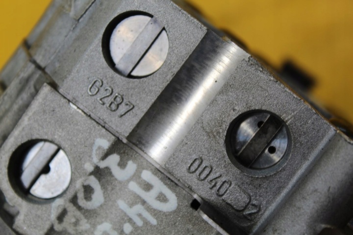 фото №11, Насос масла коробки a4 b6 3.0 b fsg 01j325031