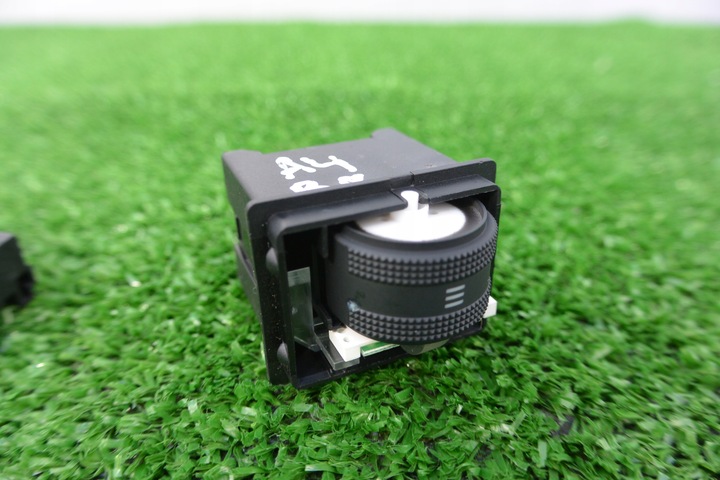 фото №1, Кнопка регулятор світла audi a4 b8 оригінал