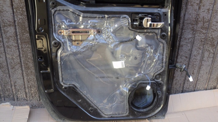 фото №9, Двері комплектні лівий зад nissan navara d40 08r