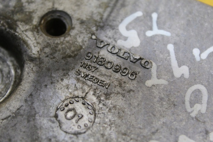 фото №5, Лапи двигателя volvo s60 2.4 t 9180996