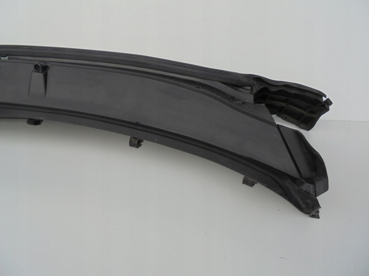 фото №10, Mazda cx3 панель под лобовым стеклом пластиковый db2w507n1 2015-2019