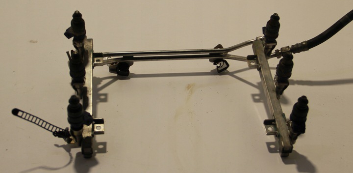 фото №5, Audi a6 планка впрыскивающий 078133681aj