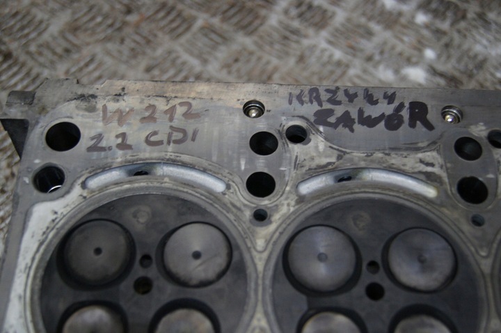 фото №9, Mercedes e-klasa w212 2.2 cdi a651 головка r651