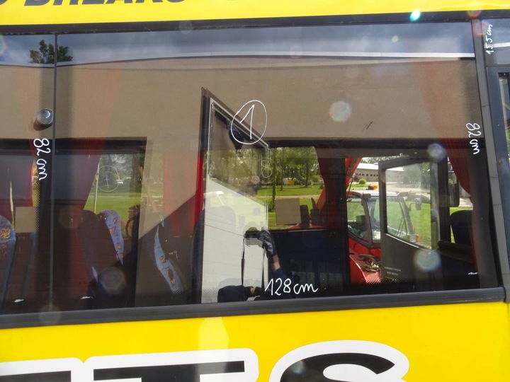 фото №1, Mercedes vario скло autobusowa подвійна dwuszybowa 128x82cm