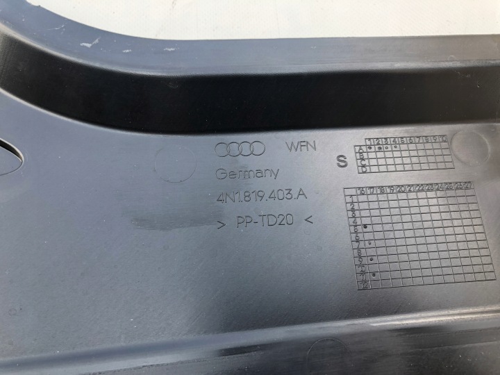 фото №7, Панель под лобовым стеклом 4n1819403a audi a8 d5 4n
