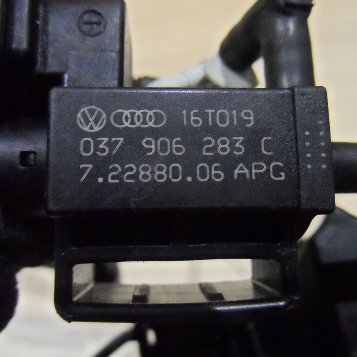 фото №7, Клапан датчик вакуум 037906283 audi a5 s5