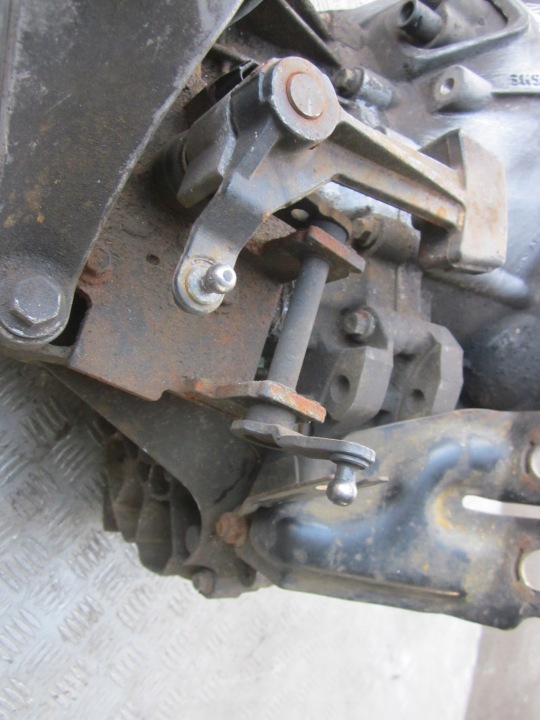 фото №8, Коробка передач ford c-max 1.6 tdci 01-05