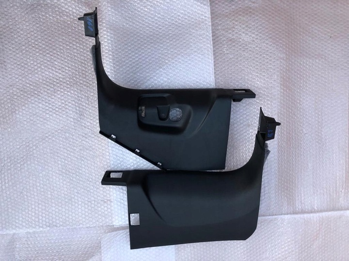 фото №1, Audi q7 обшивка стійка ліві праві 4m1867271 c