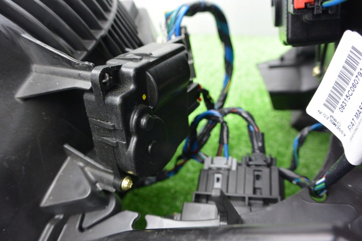 фото №9, Обігрівач комплектна quattroporte vi ghibli eu бензин 3.0 usa