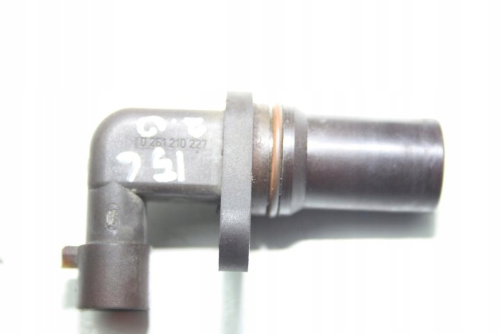 фото №1, Alfa romeo оригинальный номер 0261210227 датчик положение вала