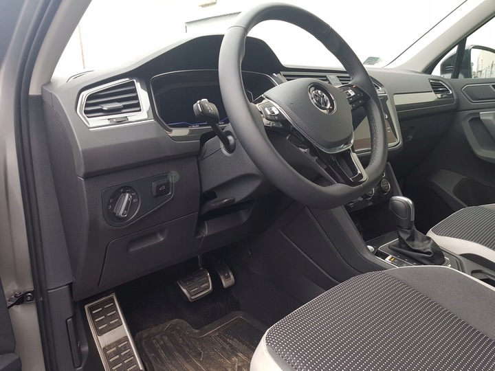 фото №11, Vs электрический крышка багажника vw tiguan 2017