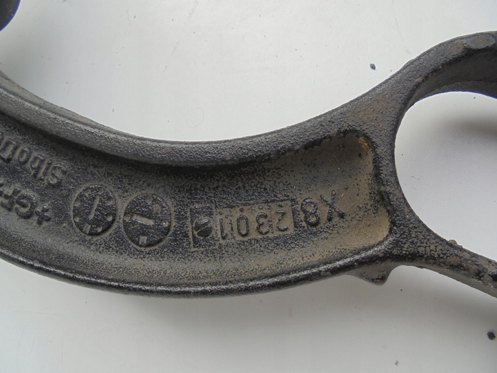 фото №8, A4 b8 a5 амортизатор перед пружина 8k0412103