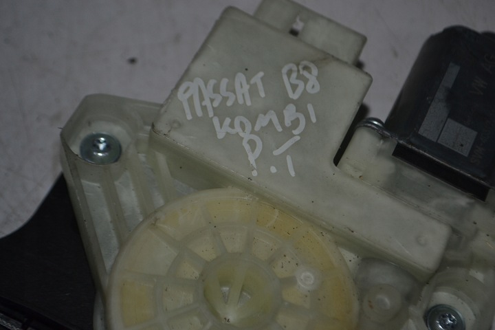 фото №5, Подъемник стекла задний зад правые vw passat b8