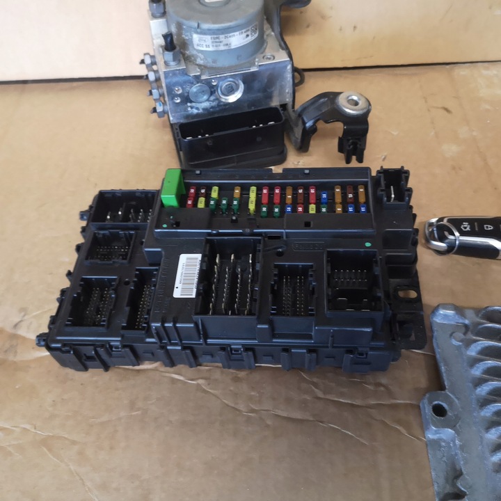 фото №8, Ford mondeo mk5 2.0 tdci набор do запуска