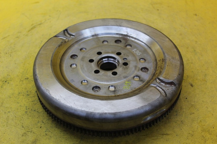 фото №4, Диск притиск колесо двомасовий golf vii 1.5 tsi 05e105266b 04e141016j