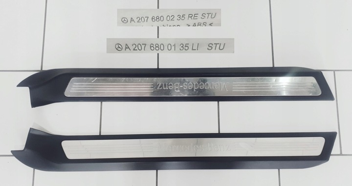 фото №1, W207 планка накладка пороговая правая 2076800235