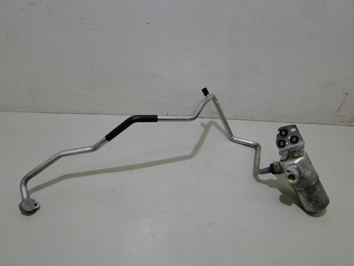 фото №1, Audi a2 осушитель конденсатор трубка 8z0820193b