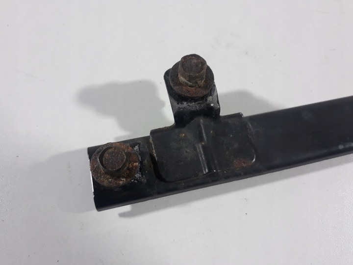 фото №15, Infiniti q50 16r- кріплення радіатор