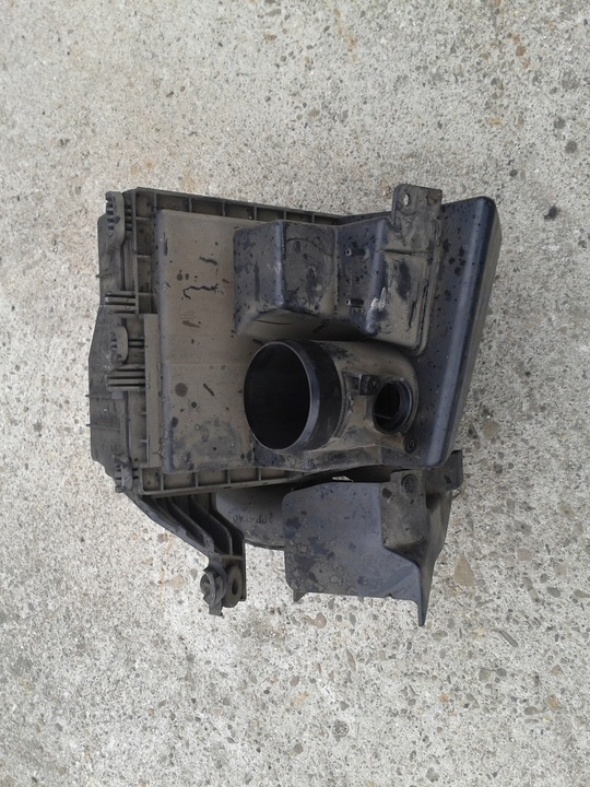 фото №3, Корпус фильтра воздуха mazda 5 2.0 d premacy ii