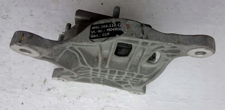 фото №3, Лапи подушка коробки audi q7 sq7 4m 4m0399118c