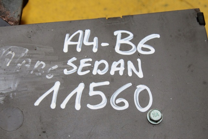 фото №6, Рычаг тормоза ручного a4 b6 2.0 b