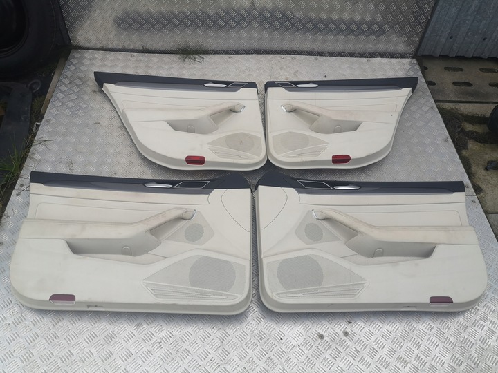 фото №9, Vw passat b8 оббивка боковина двері