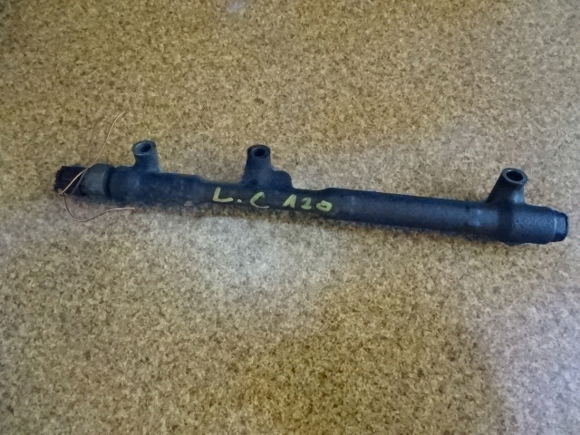 фото №1, Land cruiser 120 04 планка вприскувальний з 1 датчиком