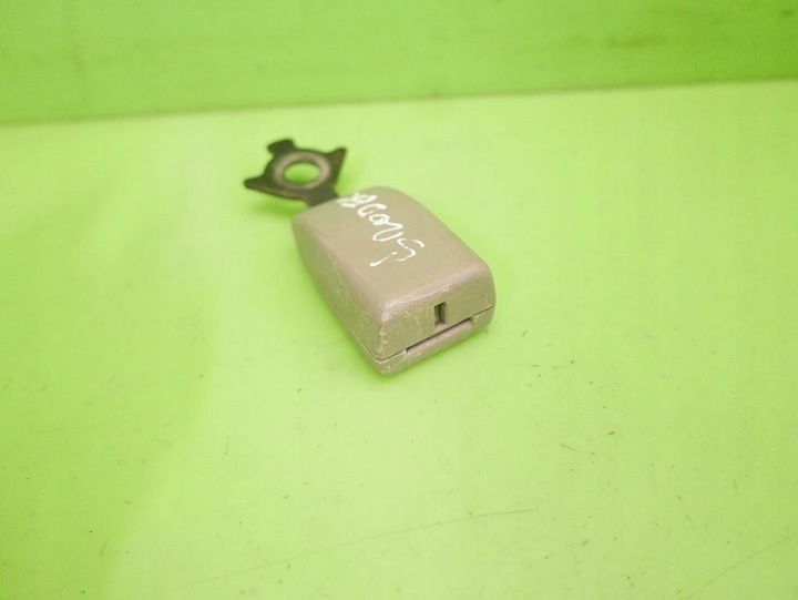 фото №3, Защелка застёжка ремня средство зад mazda premacy i