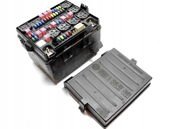 фото №1, Ssangyong rexton 3.2 бензин корпус предохранителей