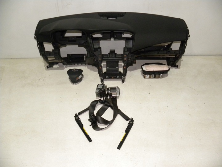 фото №1, Opel zafira c рестайлинг панель подушка безопасности ремни натяжители ремней