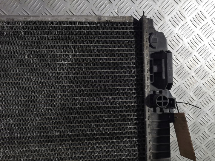 фото №10, Радіаторів води mercedes vario a6685000102