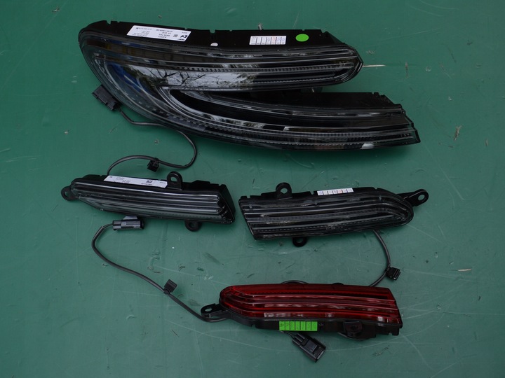 фото №1, Лампы задние жгуты aston martin db11 2016-2023r