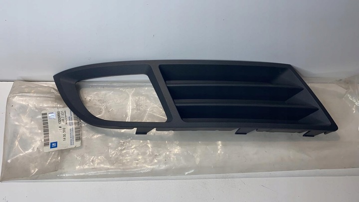 фото №1, Решітка бампер галоген права vectra c 06 нова оригінал