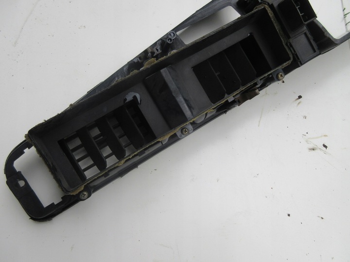 фото №7, Панель раздаточная mazda 626 ii 83-87 кнопка