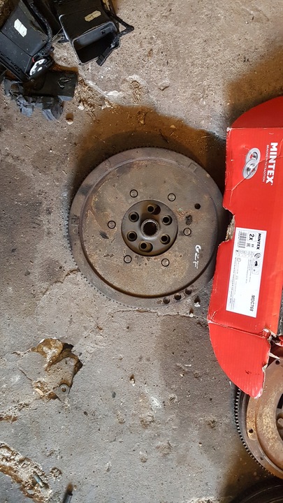 фото №1, Двухмассовый маховик audi a4 b6 b7 1.8t 150km avj