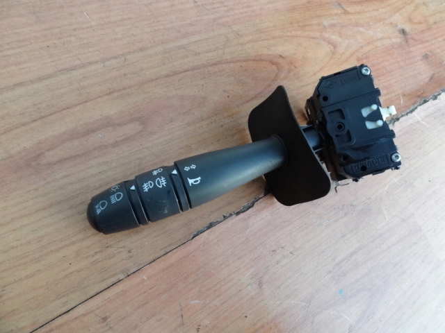 фото №1, Dacia duster 2010 переключатель света левый org