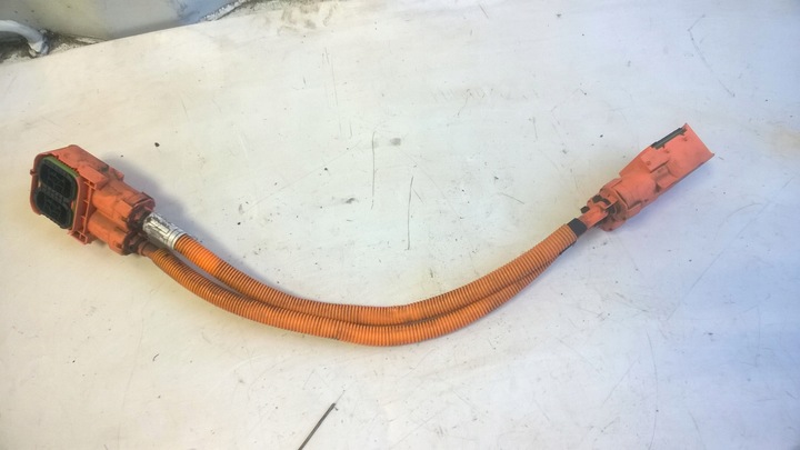 фото №1, Bmw i3 i01 - шланг установки джгут