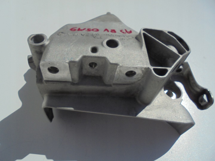 фото №5, Audi a3 8v кронштейн лапи двигуна 04e199275 15/1