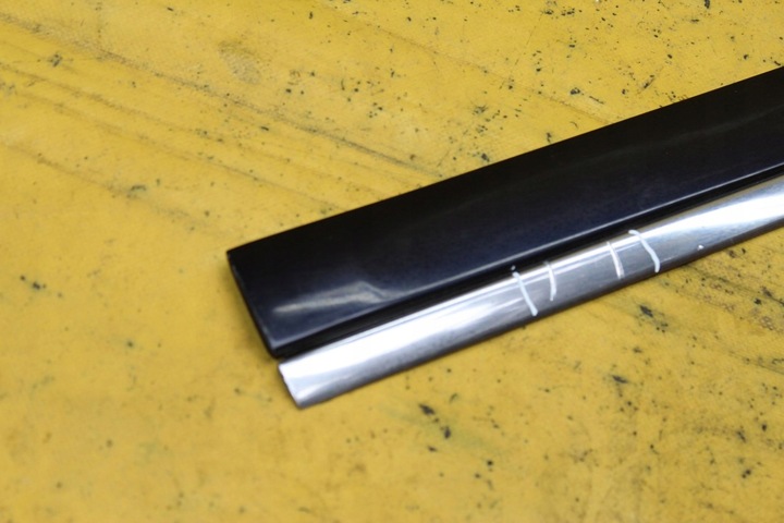 фото №3, Планка дверь левый перед a8 d3 4e0853953b