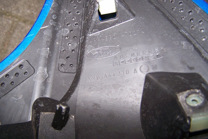 фото №8, Ford focus mk4 спойлер спойлер na крышка багажника спойлер