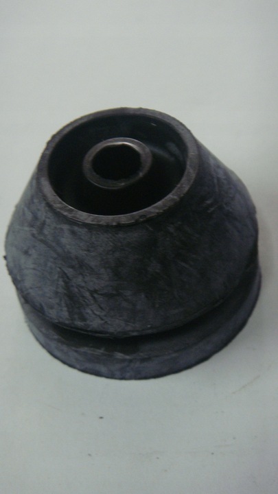 фото №1, Втулка кронштейны audi vw 038103638p оригинальный номер